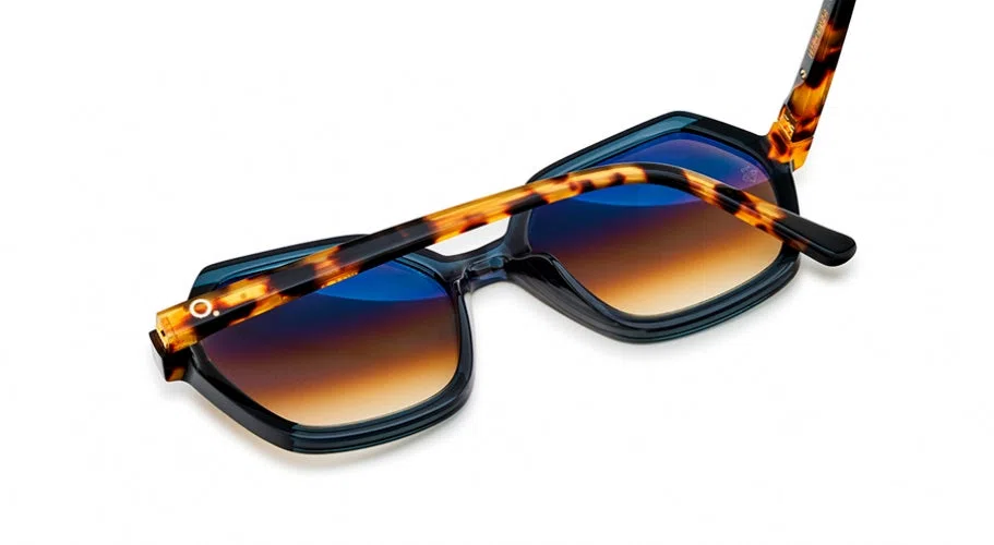 Etnia Barcelona LES CORTS Sunglasses - view 12